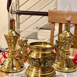 BỘ ĐÈN VÀ LƯ HƯƠNG BẰNG ĐỒNG