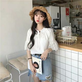 ÁO KIỂU TAY PHA XÒE PHA REN CỔ NƠ