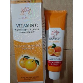 Tẩy da chết vitamin c cam