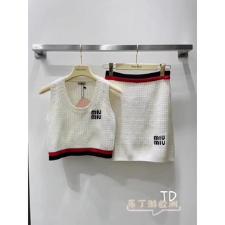 Set bộ len Miu Miu trắng