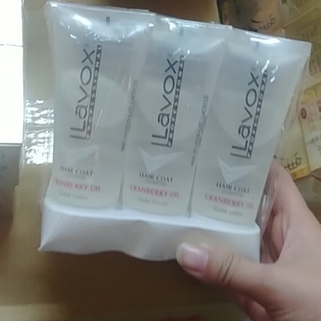 Dầu Bóng Tóc Lavox  có tác dụng Nuôi dưỡng và bảo vệ tóc Chính Hãng 100%