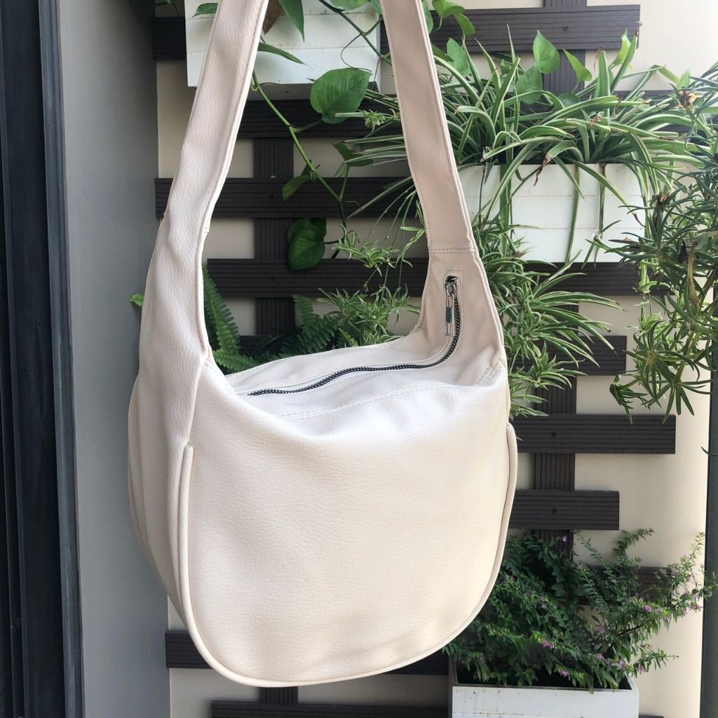 Túi xách nữ đi học túi đeo vai nữ  KR399- Da PU cao cấp, Size 24 siếu rộng, 2 màu lựa chọn- KARA 399