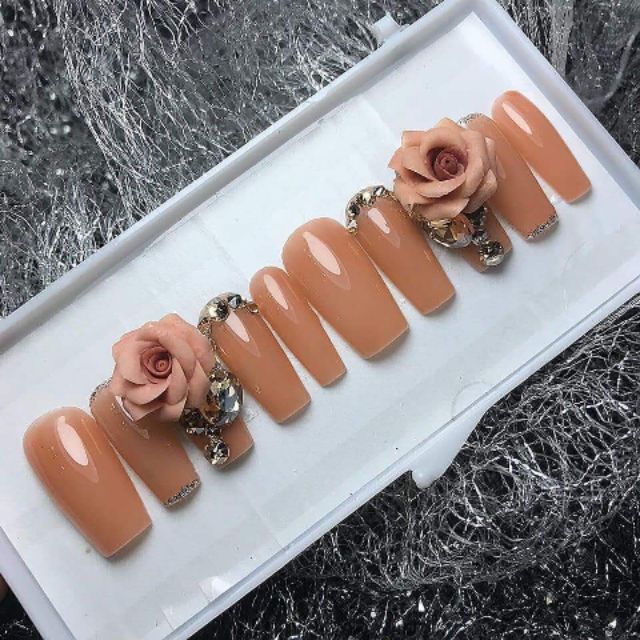 Móng tay ( nail ) thiết kế