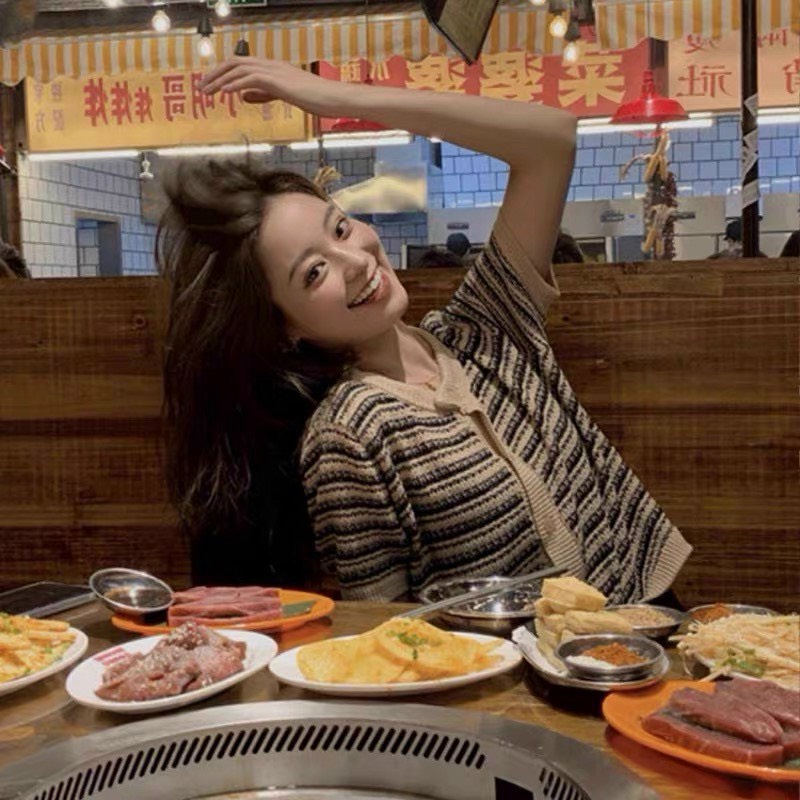 Áo croptop kẻ sọc nữ chất len mongtogi cổ tròn tiểu thư hàng Quảng Châu 100% [ảnh shop chụp ở cuối]