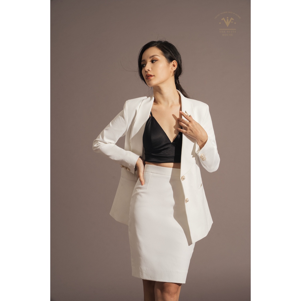 Bộ vest nữ trắng THE SUITS HOUSE - cổ sam 2 khuy