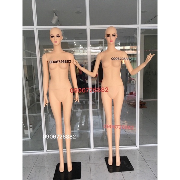 Manocanh áo cưới