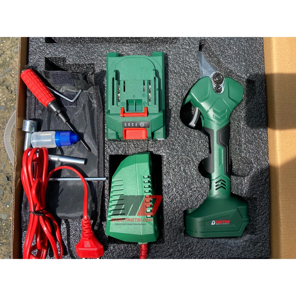 Kéo Cắt Cành Pin 21v Dekton Kích Thước Cắt 25mm - 32mm / M21-MCC32 / Có Khóa An Toàn / Motor Brushless / Chân Pin Makita
