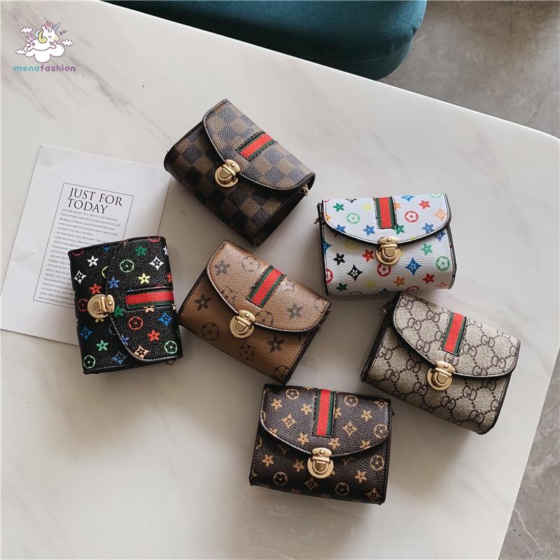 Túi đeo chéo in họa tiết xinh xắn