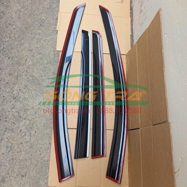 VÈ CHE MƯA MITSUBISHI XPANDER