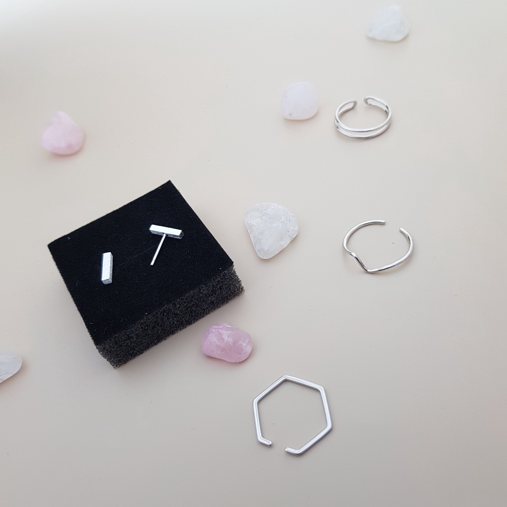 Bông tai bạc EVERMORE, khuyên tai simple thanh bạc Ý 925 cao cấp, phong cách minimalist, thanh lịch - H028