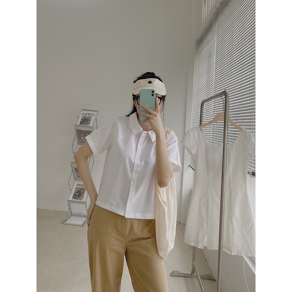 Sibling House Áo sơ mi croptop cổ bèo tay ngắn Camila