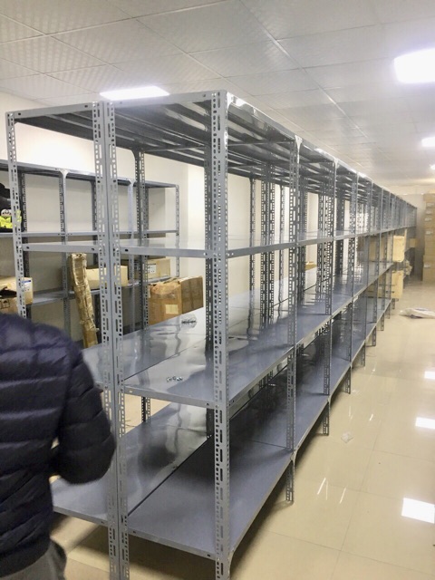 Kệ sắt v lỗ đa năng 4 tầng: Dài 100cm X Rộng 30cm X Cao 150cm