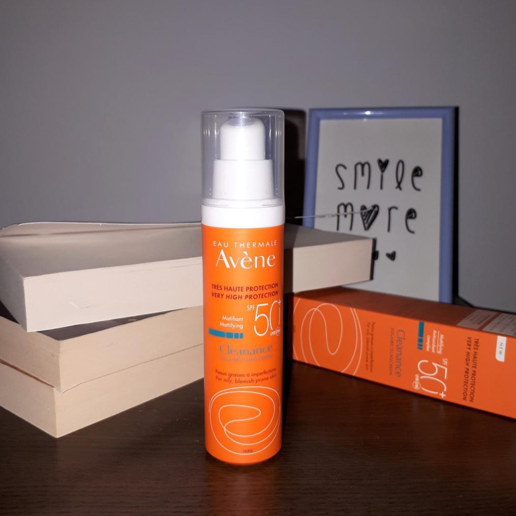 Avène Cleanance Solaire SPF 50+ - Kem Chống Nắng Dành Cho Da Nhờn Mụn 30ml