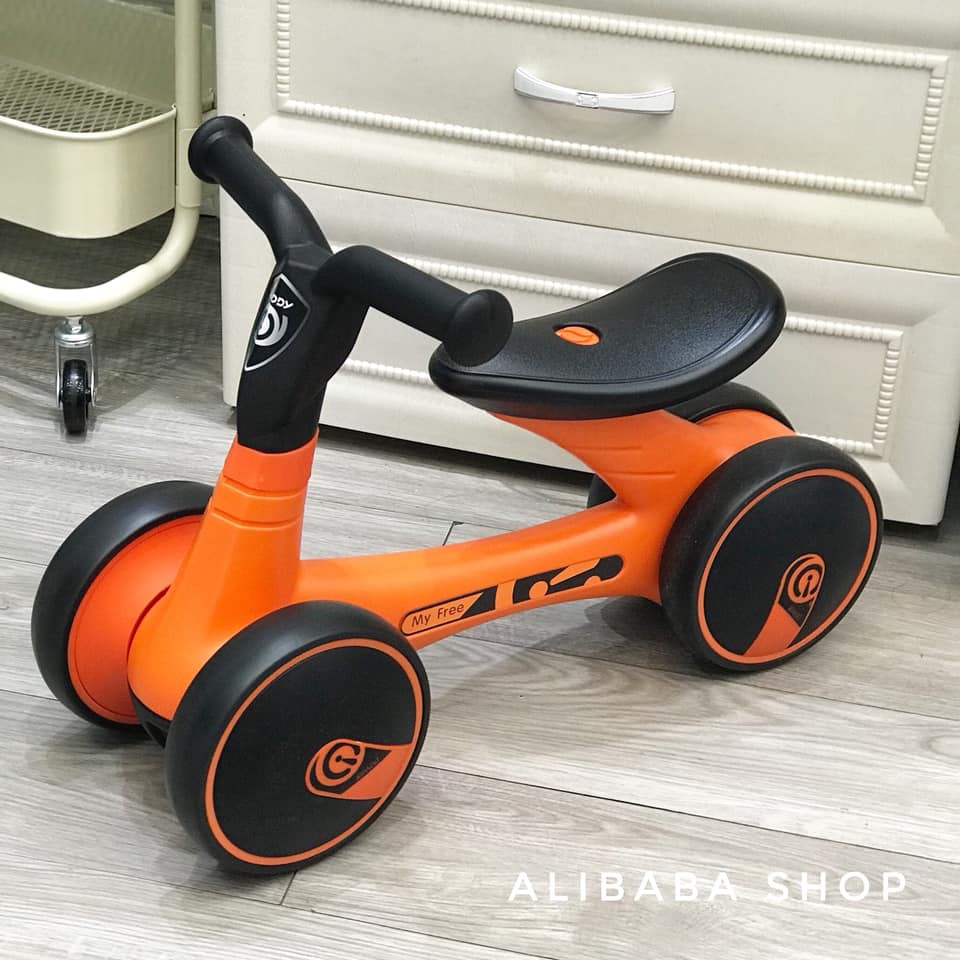 Xe thăng bằng Luddy (4 màu)