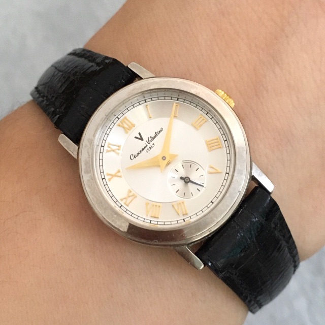 Đồng hồ nữ hiệu Valentino