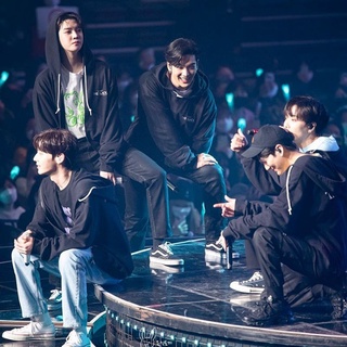 Áo thun concert NUEST (NU'EST) - The Black