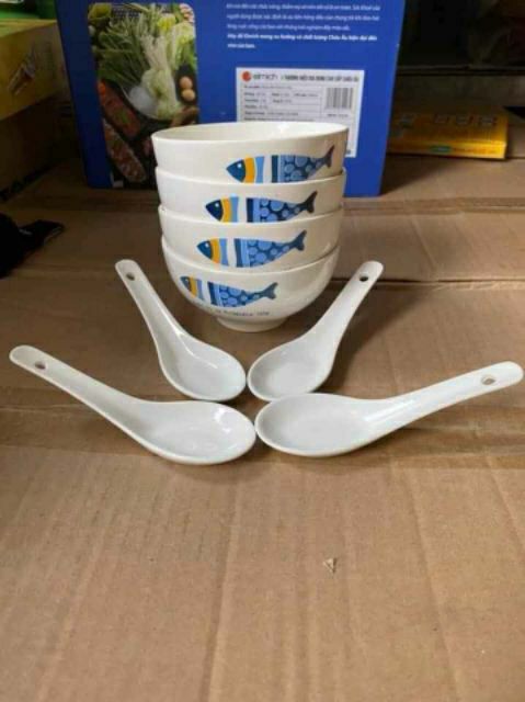 Bộ 4 chén - 4 muỗng có hộp full box,hoa văn cực xinh, đẹp và chất lượng.