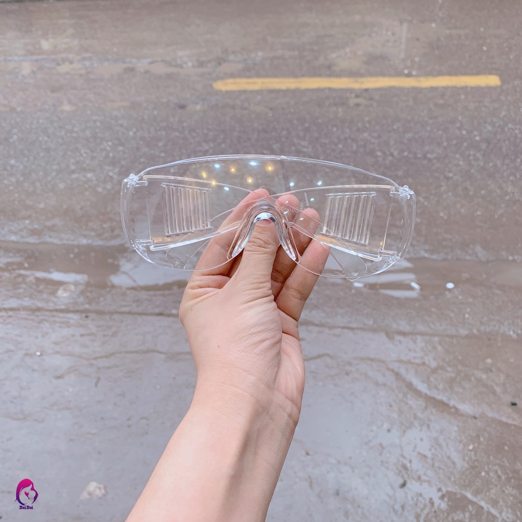 Kính bảo hộ phòng dịch ngăn tia bắn, che chắn gió bụi chống tia UV mắt vuông trong suốt unisex nam nữ