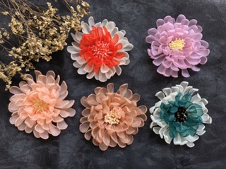 Cài áo handmade cúc voan