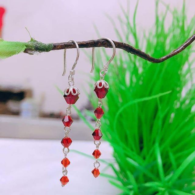 Bông tai đang hót lắm ạ