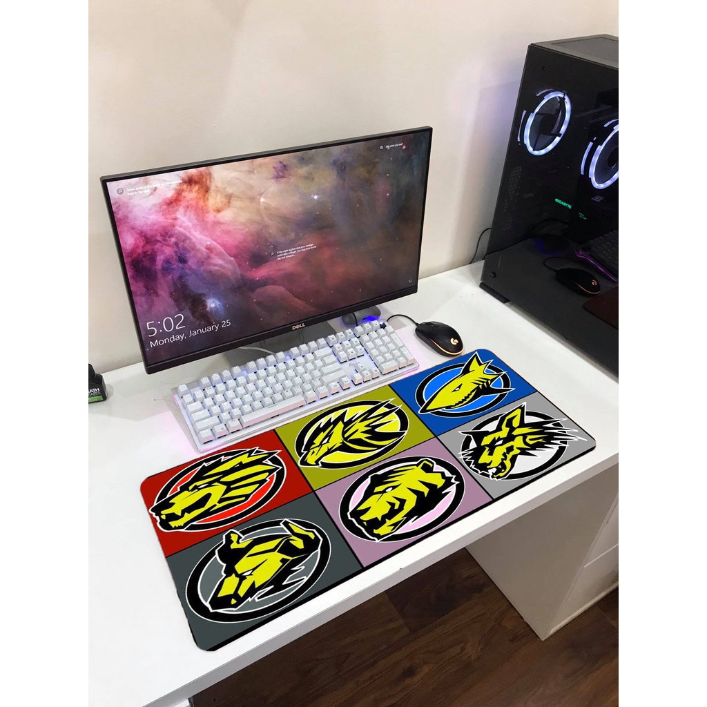 Lót chuột siêu nhân giao tuổi thơ cực kì cháy, bo viền chắc chắn, hình in sắc nét