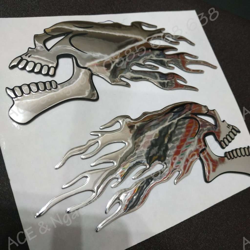 Cặp tem dán xe hình đầu lâu lửa pvc dẻo 14x6cm | BigBuy360 - bigbuy360.vn