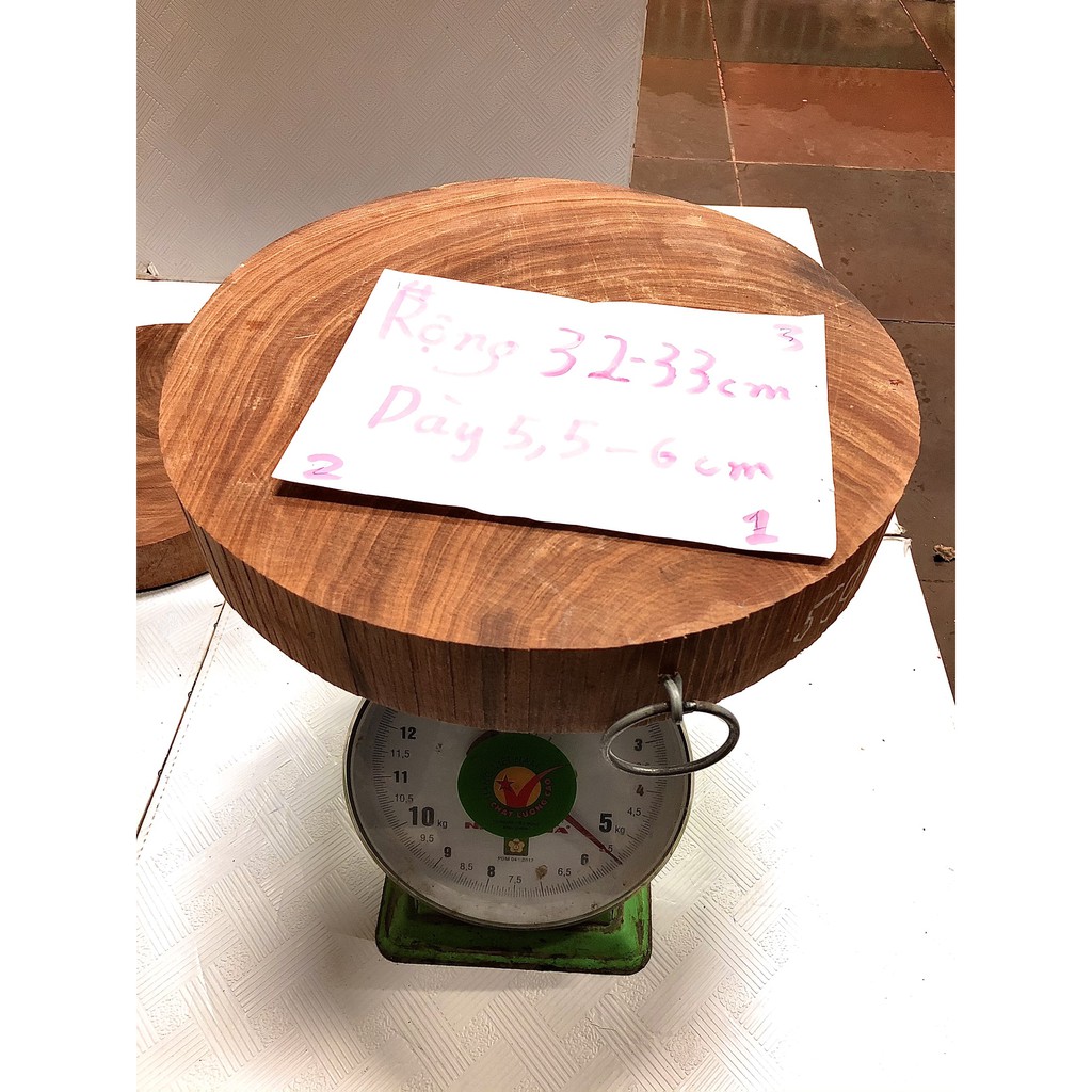 Thớt Gỗ Nghiến Dày 6.5cm - Nghiến Đẹp Đông Bắc D33cm