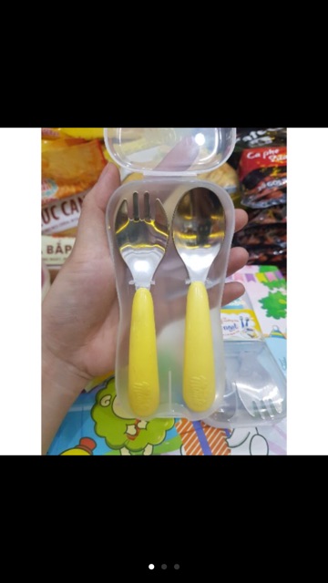 Bộ thìa muỗng có hộp dành cho bé. Hàng KM monte