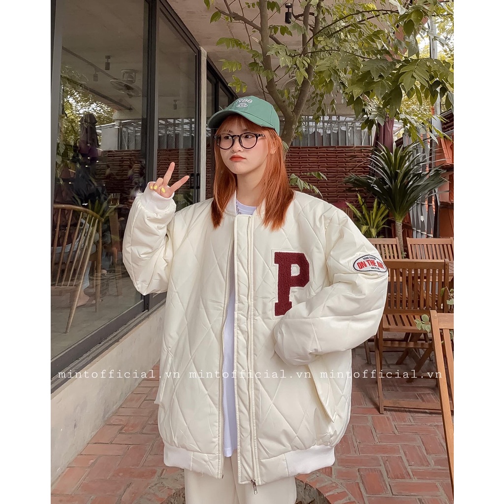 Áo bomber trần phao chữ P thêu nổi