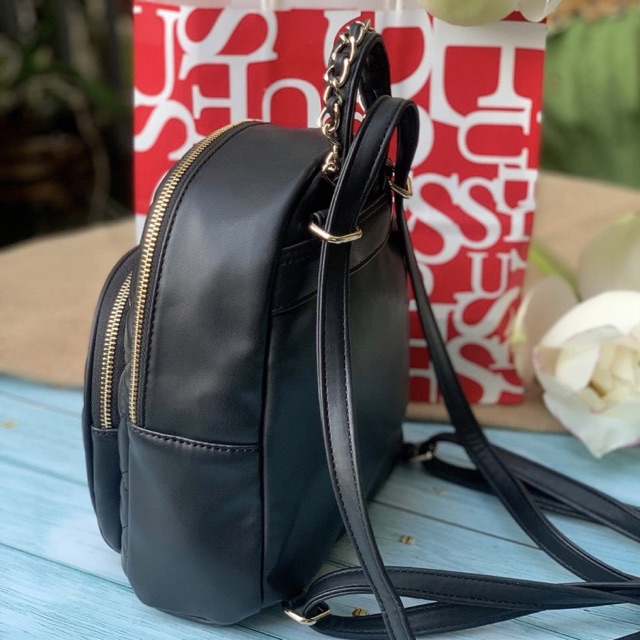 Balo GUESS đen chần trám xinh xắn