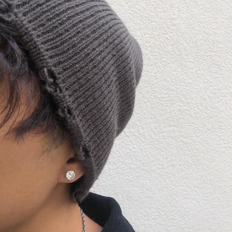 Khuyên tai đính đá CZ tròn nhiều kích cỡ thép titan không gỉ phong cách châu âu unisex