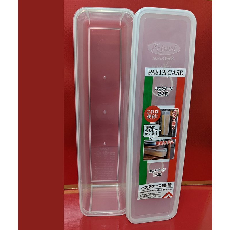 Hộp nhựa dài nắp dẻo kín hơi; dùng đựng mì ống, hay muỗng đũa. 30,6x8,5cm cao 7,6cm; sx tại Nhật. D487