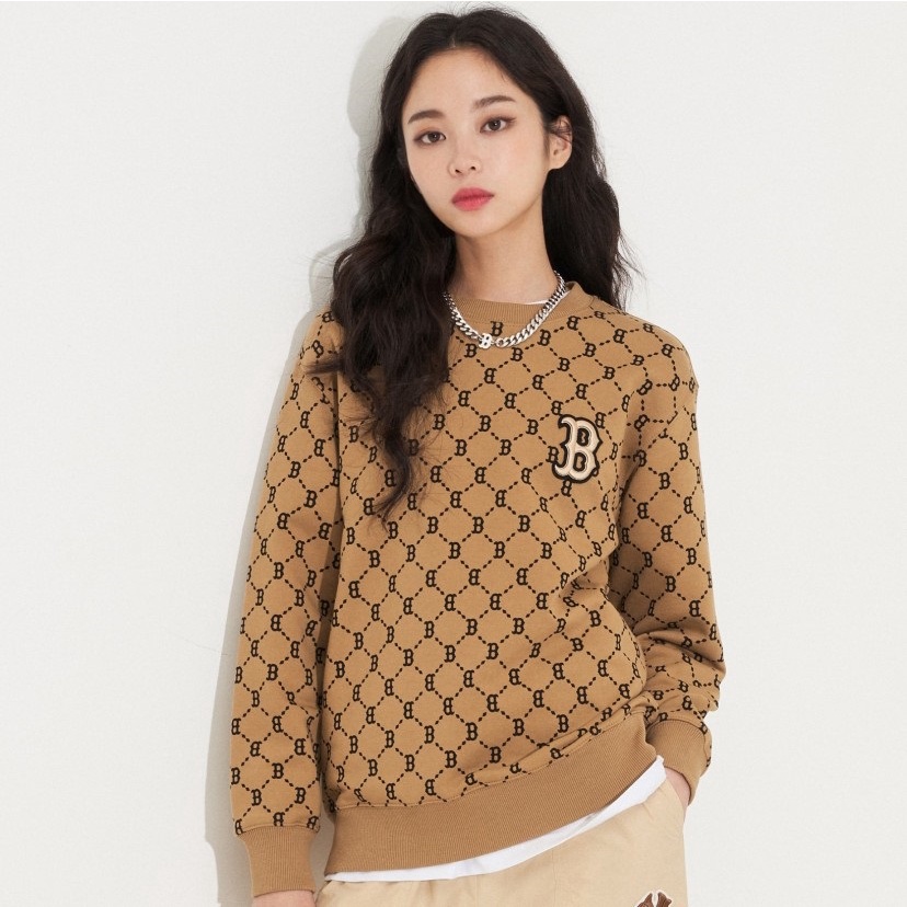 (Bao check) Áo sweatshirt tay dài cổ tròn Monogram Diamond All Overfit màu nâu và đen Code: 3AMTM0314-43BGD