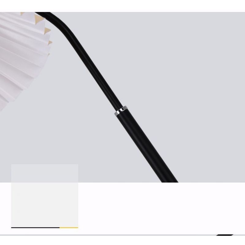 Đèn cây đứng chao xếp li hiện đại, đèn trang trí phòng ngủ phong cách Hàn Quốc - TnP Decor