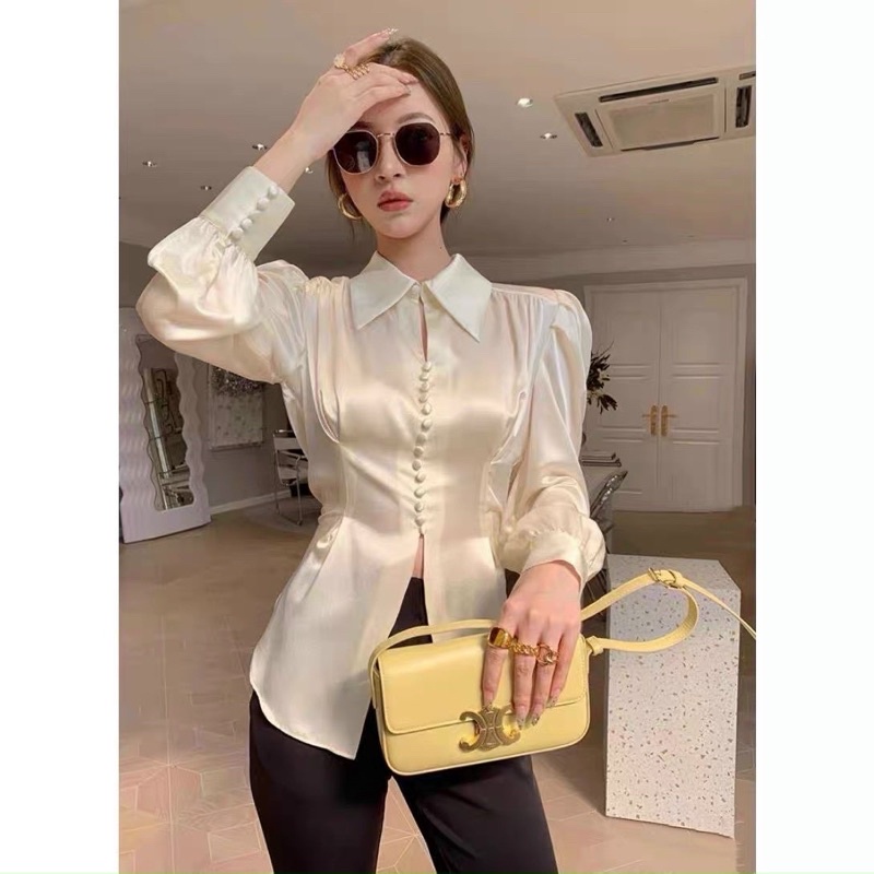 ÁO SƠMI NƠ LƯNG XẺ TÀ TRƯỚC | BigBuy360 - bigbuy360.vn