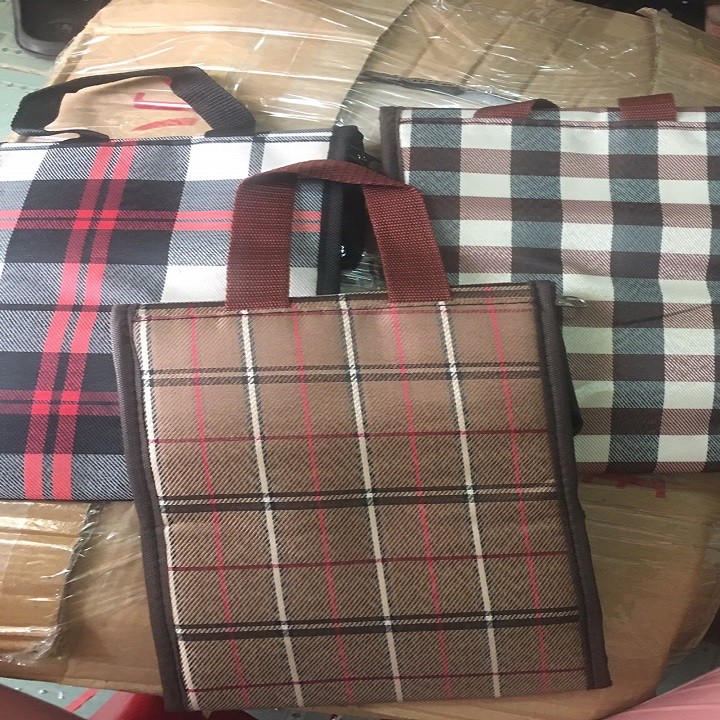 Túi giữ nhiệt đựng cà mèn 3 ngăn 20 x 17 cao 27 cm