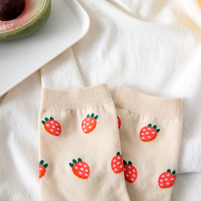 Cartoon vegetables Printed Crew Socks Women Cotton Funny Strawberry Tube Socks Ladies Skateboard Hosiery