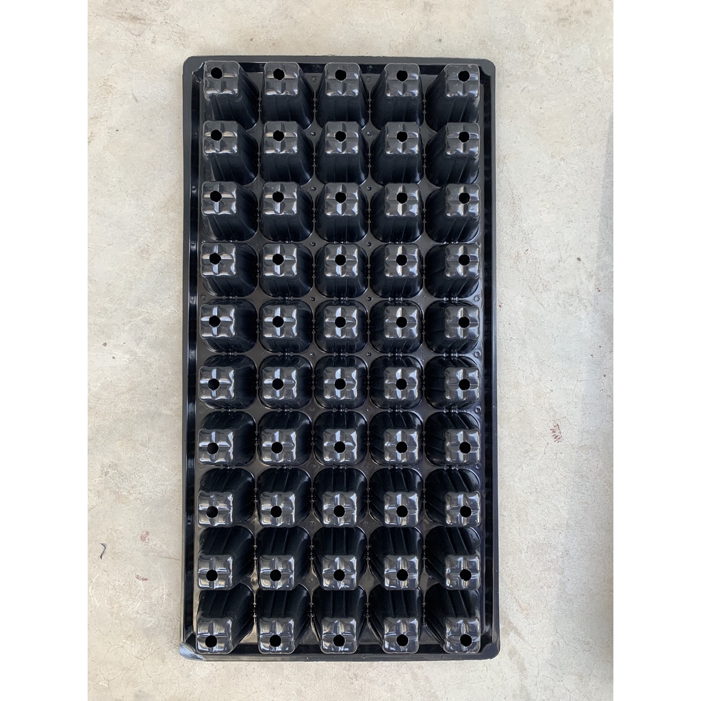 10 KHAY ƯƠM 50 LỖ NÔNG ĐẾ VUÔNG ( BẠT CHỐNG CỎ, LƯỚI CHỐNG NẮNG, DỊCH TRUYỀN CHO CÂY...)