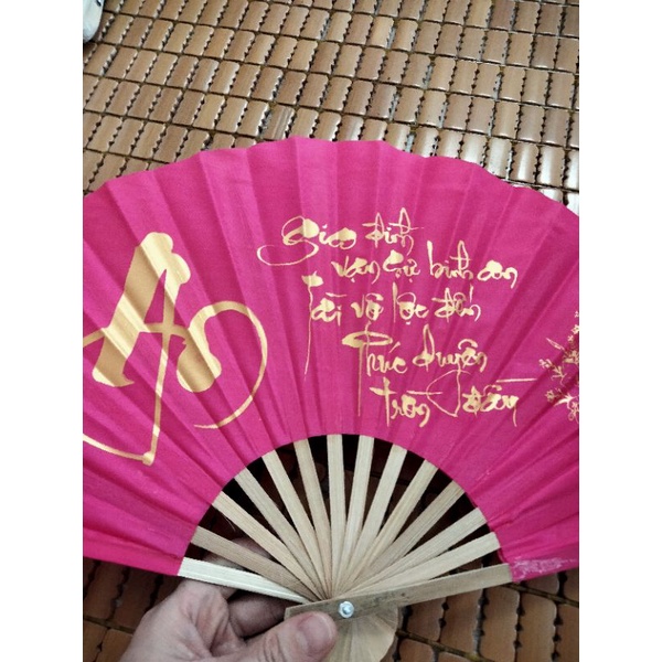 Quạt tay vải cao cấp