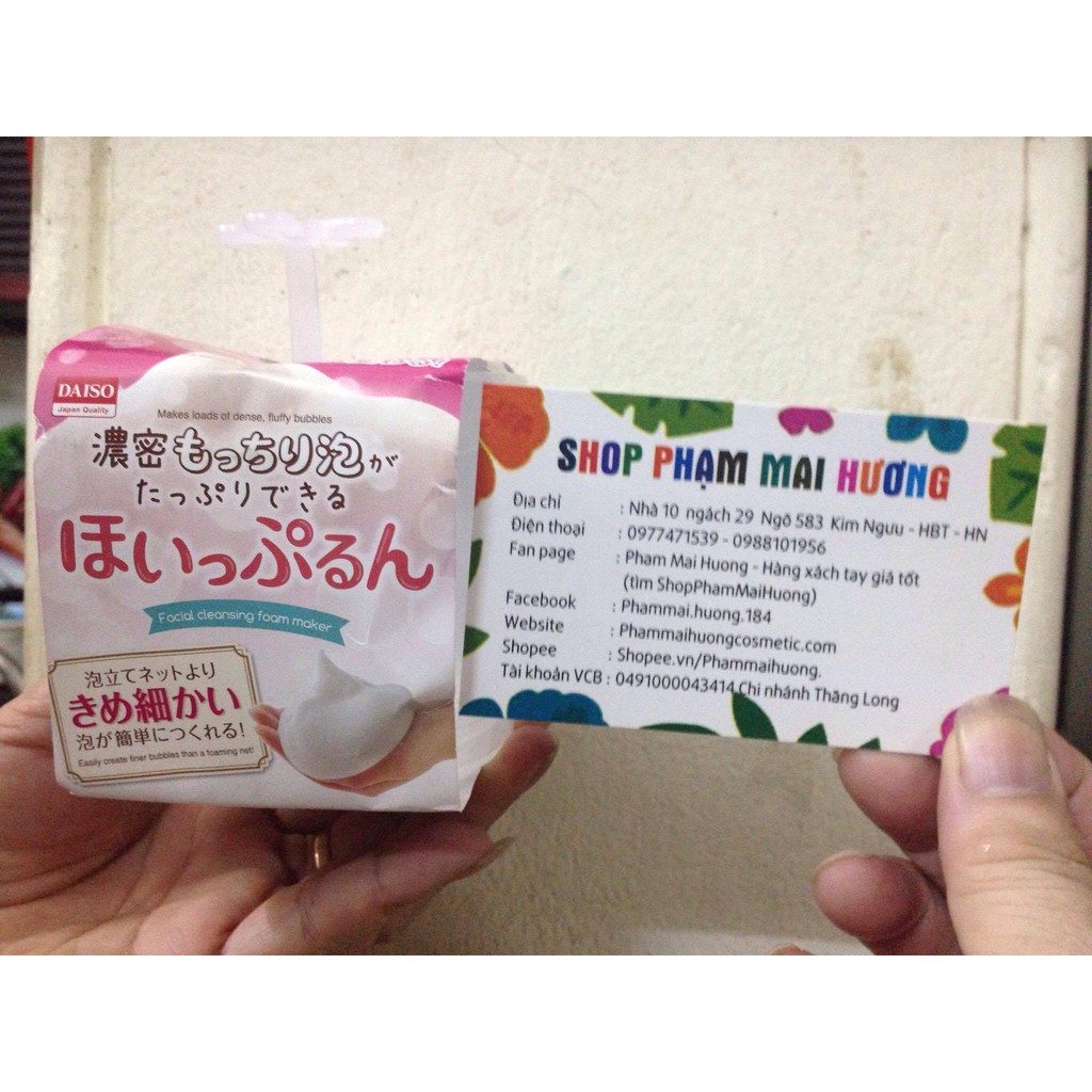 CỐC TẠO BỌT SỮA RỬA MẶT Daiso.