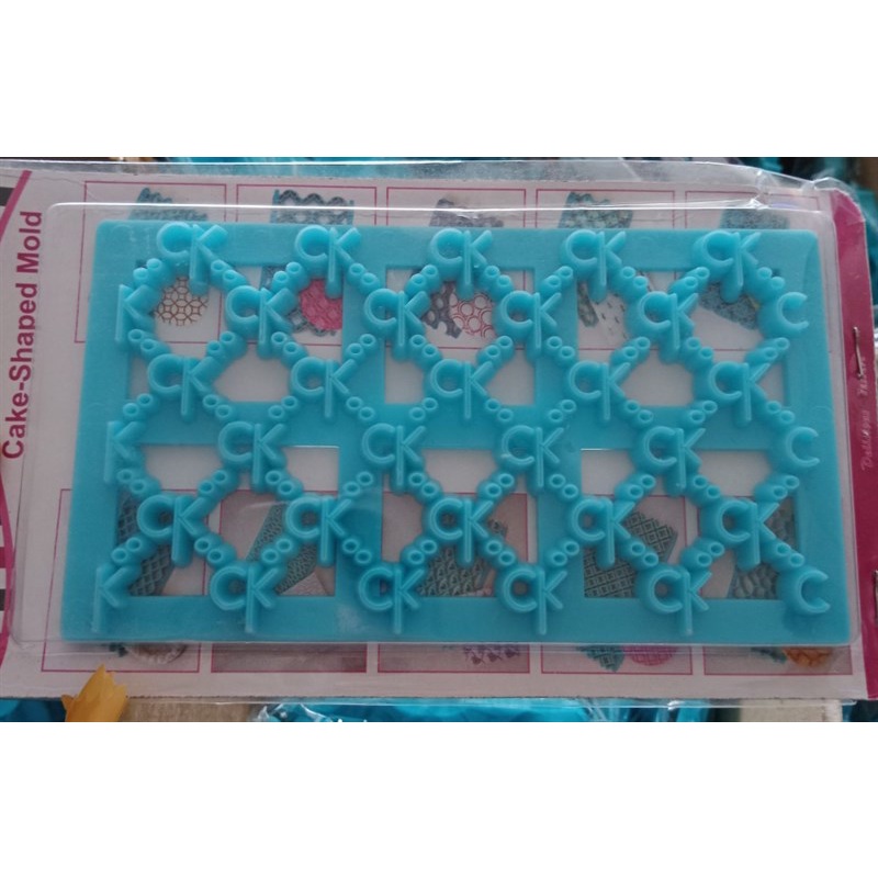 Nhấn hoa văn nhựa xanh - Mẫu 23 (có hộp)