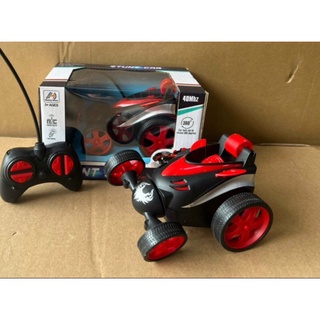 Xe oto điều khiển 4 chiều lộn nhào, xoay 360 độ