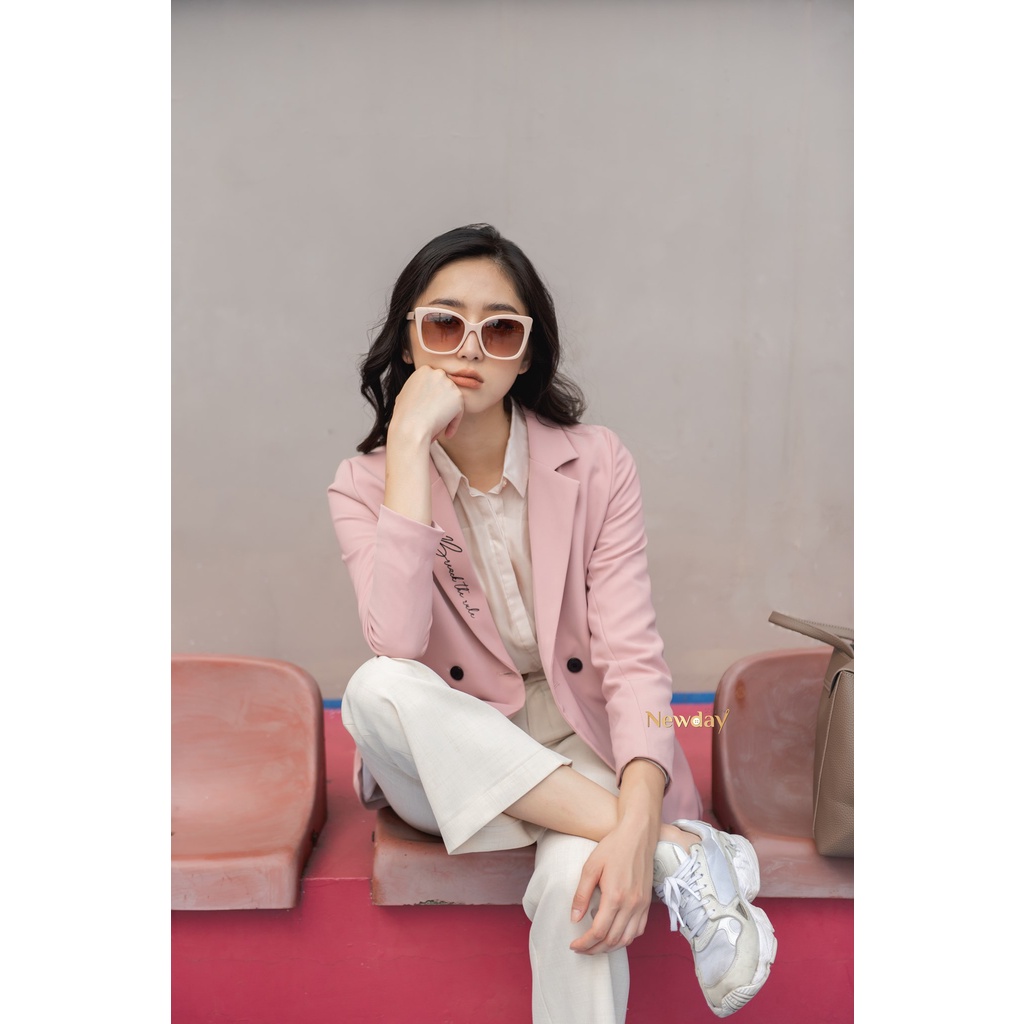 NEW DAY_Áo blazer thêu ve cổ