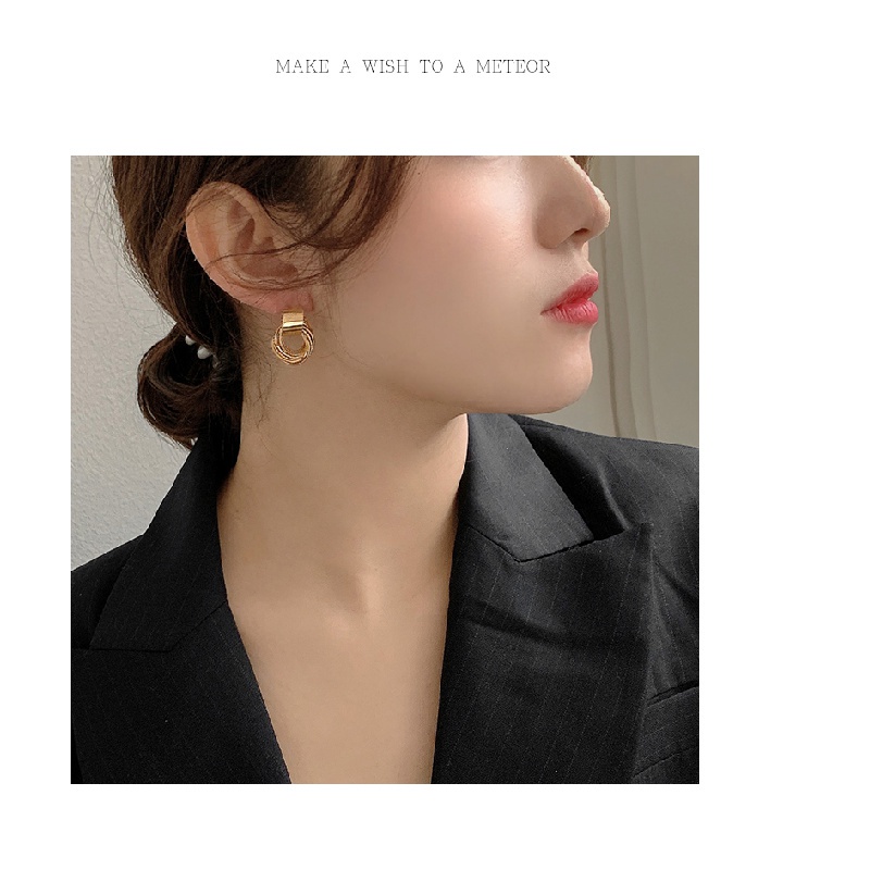 Hoa tai thiết kế thanh lịch phong cách thời trang Âu Mỹ