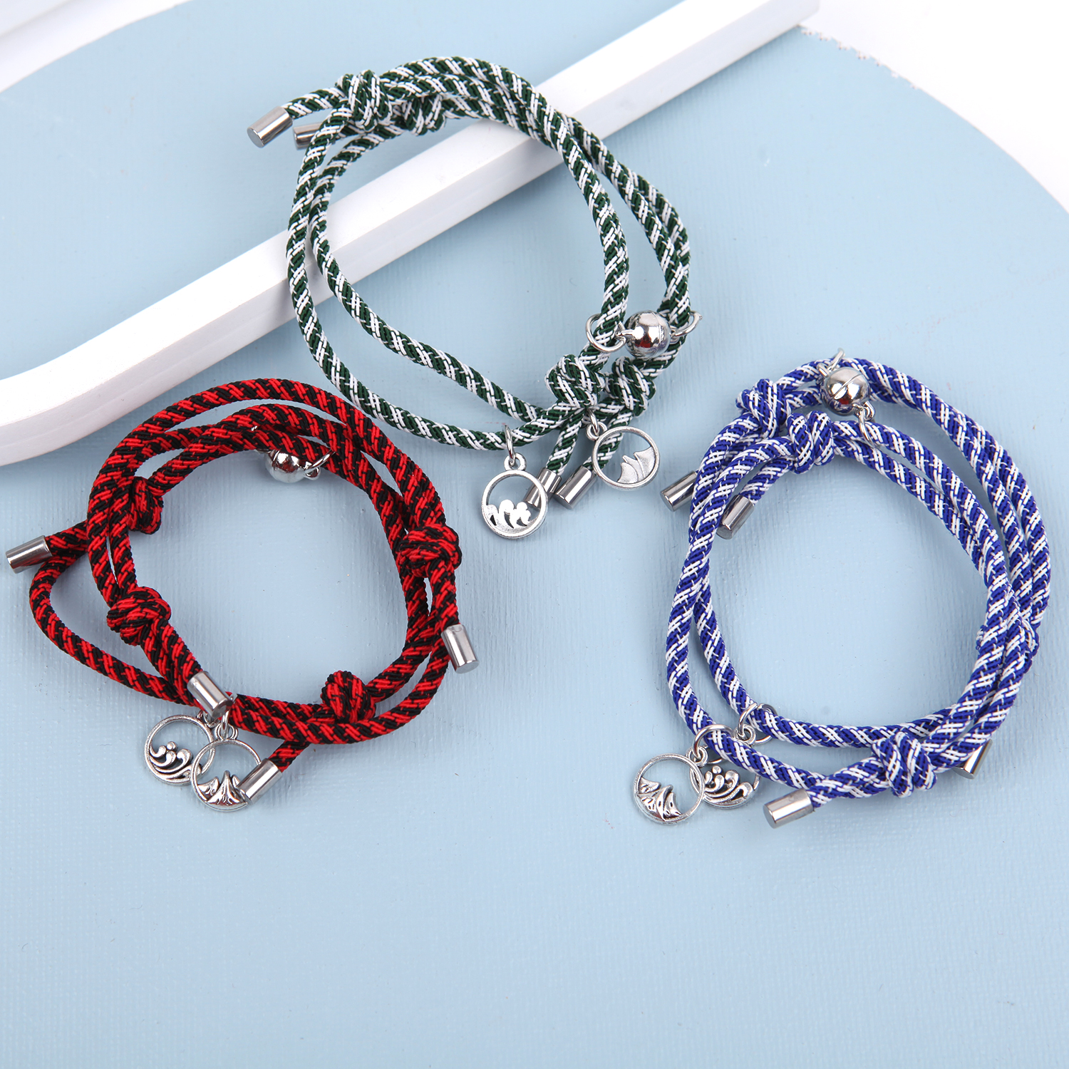 CHARMS Set 2 Vòng Tay Nam Châm Cá Tính Cho Cặp Đôi