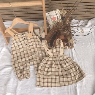 Sale dọn kho - Váy yếm kẻ caro em bé chất nhung tămk