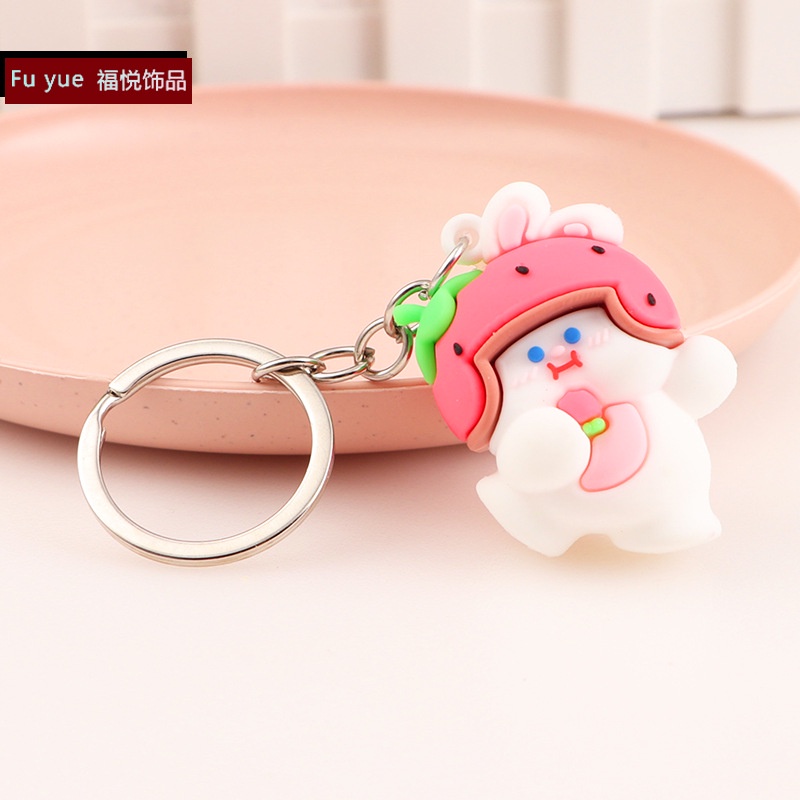 Móc khóa nhựa PVC thỏ trắng đội mũ nhiều màu 4.5*3.5cm Clovershop68