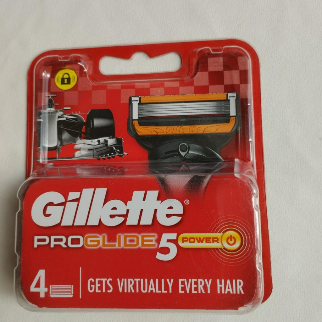 Dao cạo râu 5 lưỡi Gillette Proglide5 Power Red và set đầu thay, chuyên dùng cho râu cứng
