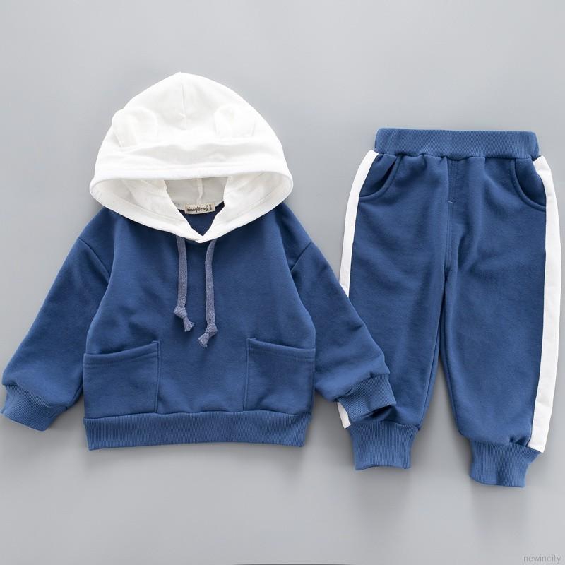 Bộ áo hoodie + quần dài in họa tiết xinh xắn cho bé trai