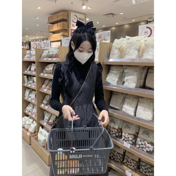 𝑽𝒂́𝒚 𝒚𝒆̂́𝒎 𝒏𝒉𝒖𝒏𝒈 𝒅𝒂́𝒏𝒈 𝒓𝒐̣̂𝒏𝒈 𝒔𝒊𝒆̂𝒖 𝒙𝒊𝒏𝒉 𝒉𝒂̀𝒏𝒈 𝑸𝒖𝒂̉𝒏𝒈 𝑪𝒉𝒂̂𝒖